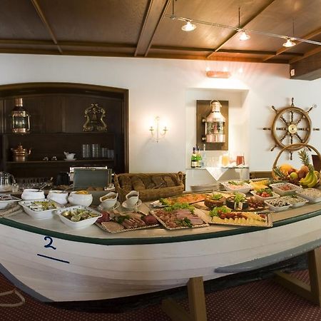Hotel Friesenhof ヴェニングシュテット エクステリア 写真