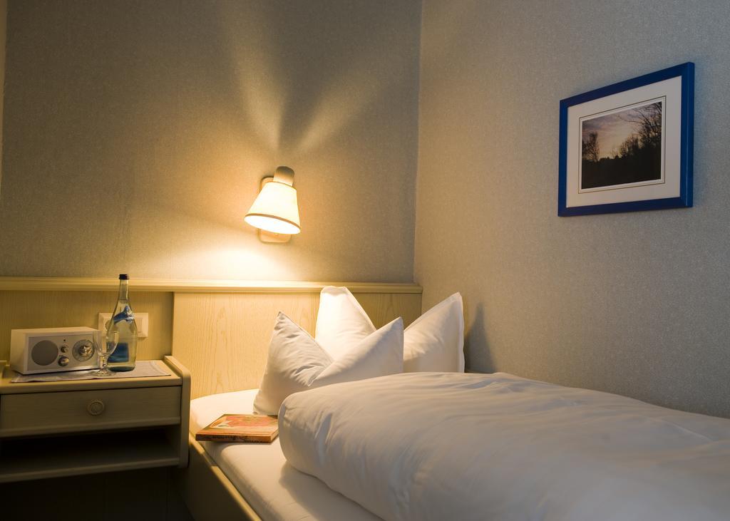 Hotel Friesenhof ヴェニングシュテット 部屋 写真