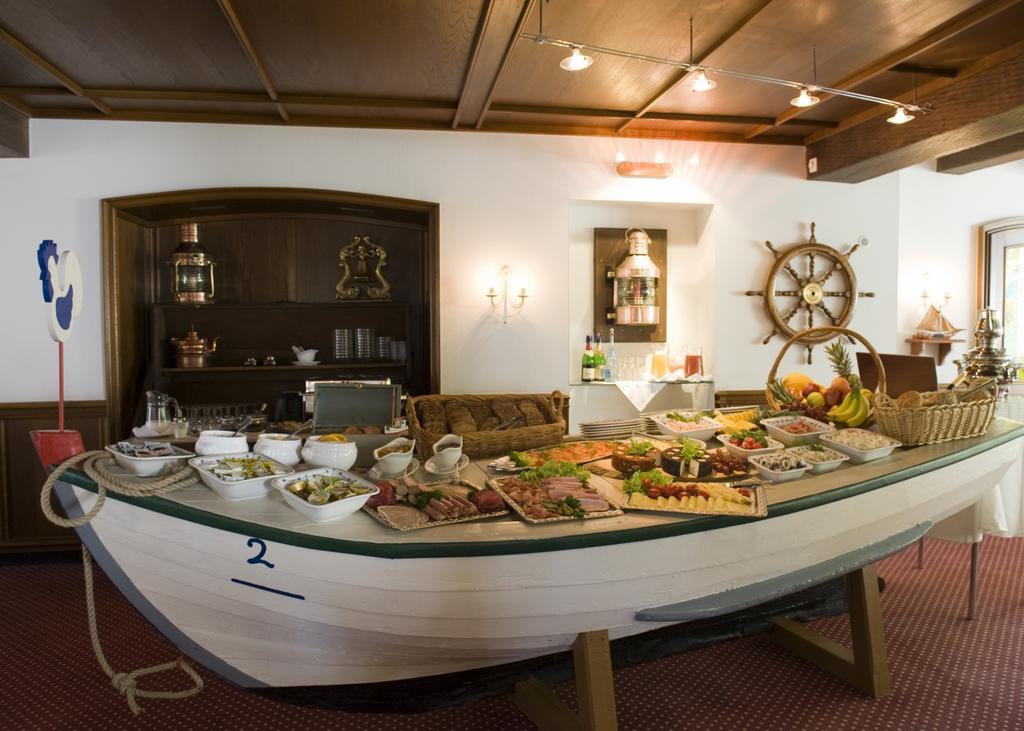 Hotel Friesenhof ヴェニングシュテット エクステリア 写真